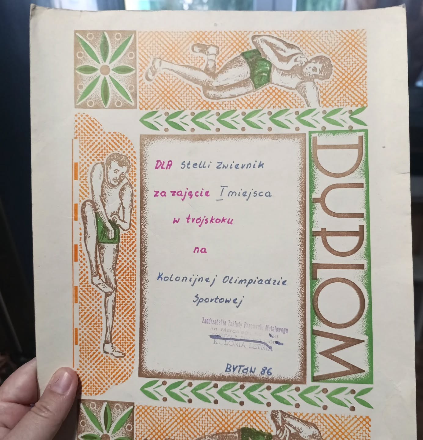 Sprawa wyjaśniona! Od zawsze byłam sportowcem i teraz tylko dokopuję się do tego sportowca we mnie 😀 

#wracamdoformy #takbyło
#osiędbanie
#małekrokidużazmiana